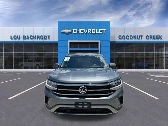 2022 Volkswagen Atlas 2.0T SE w/Technology photo 3