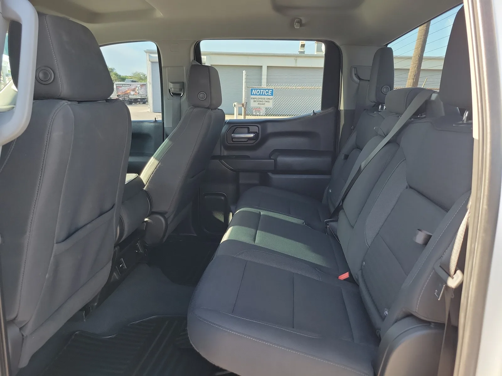 2023 Chevrolet Silverado 1500 Custom photo 12