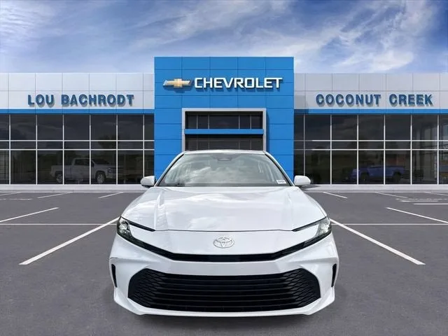 2025 Toyota Camry LE photo 3