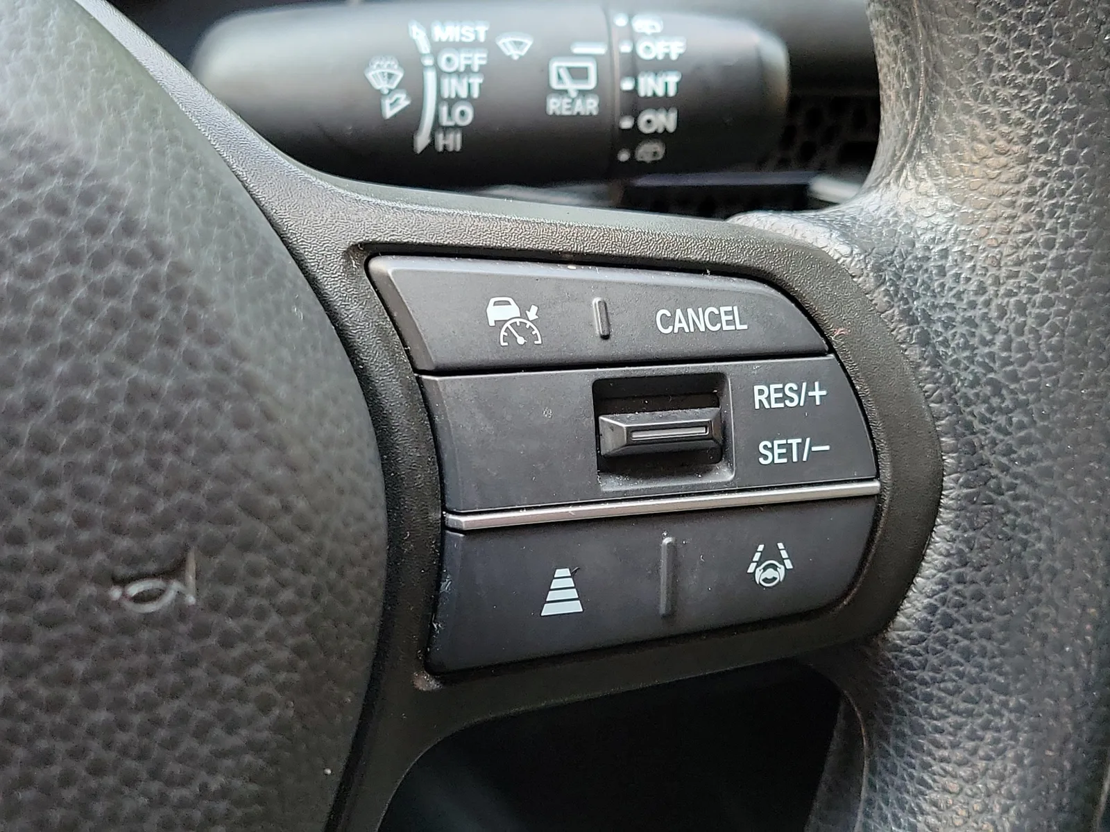 2024 Honda HR-V LX photo 26