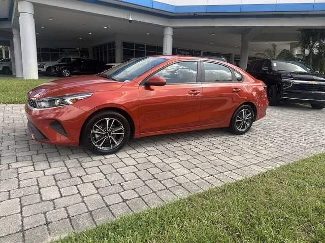 2024 Kia Forte LXS photo 31