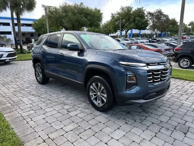 2026 Chevrolet Equinox LT photo 16