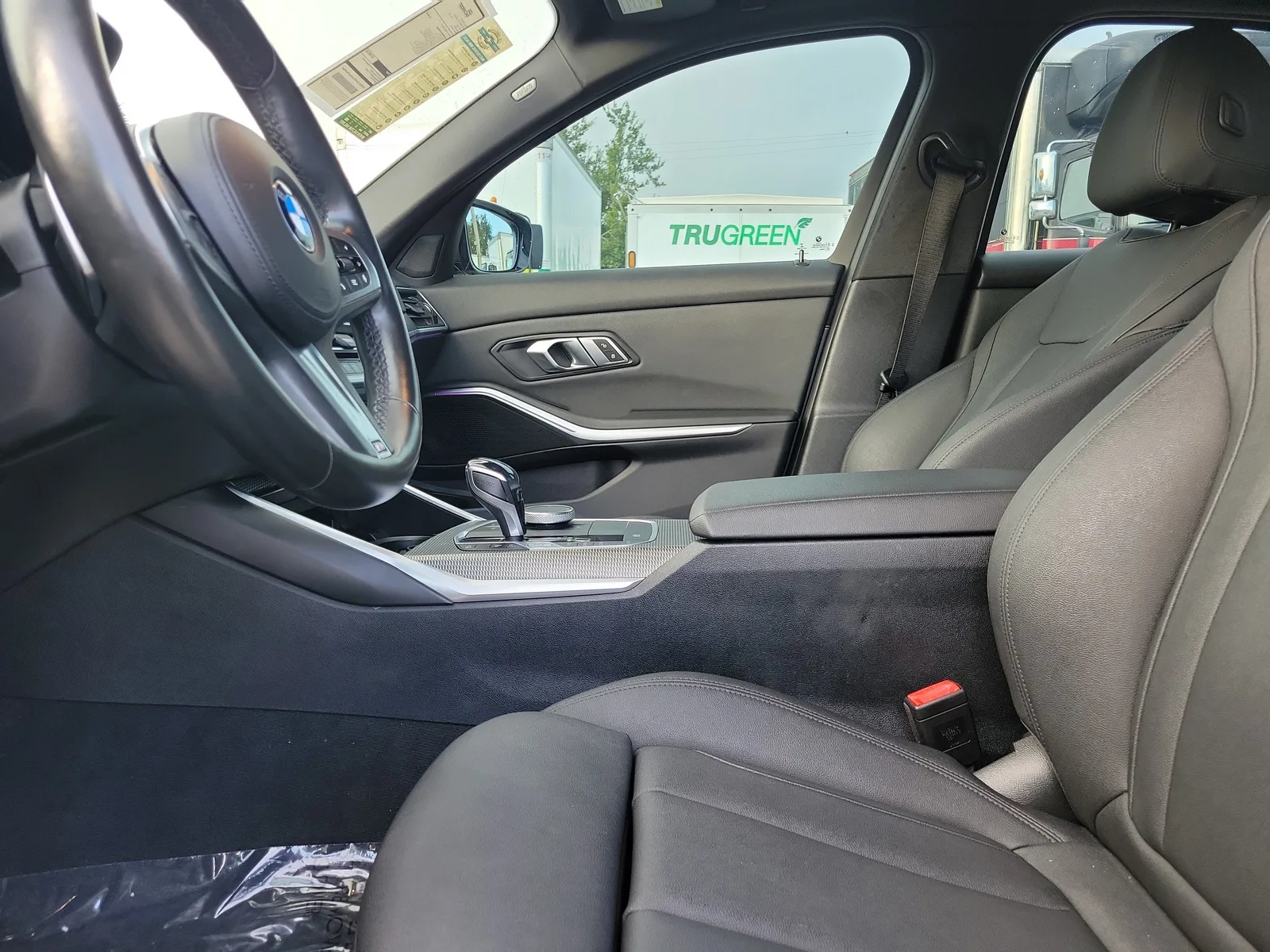 2020 BMW 3 Series 330i photo 19