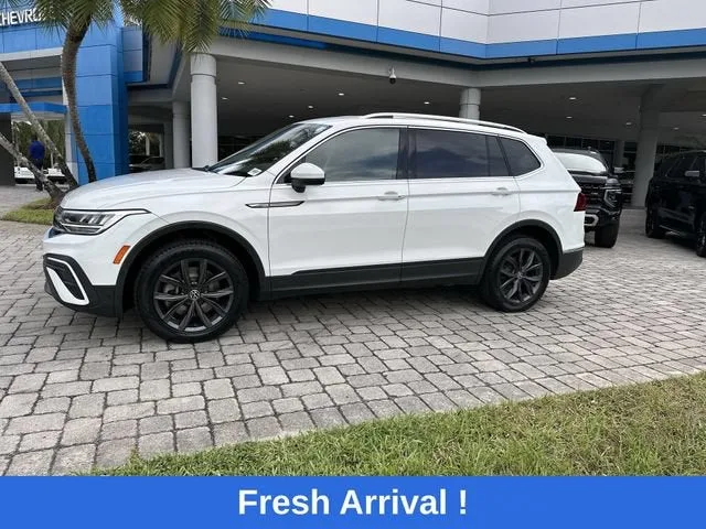 2022 Volkswagen Tiguan SE photo 8