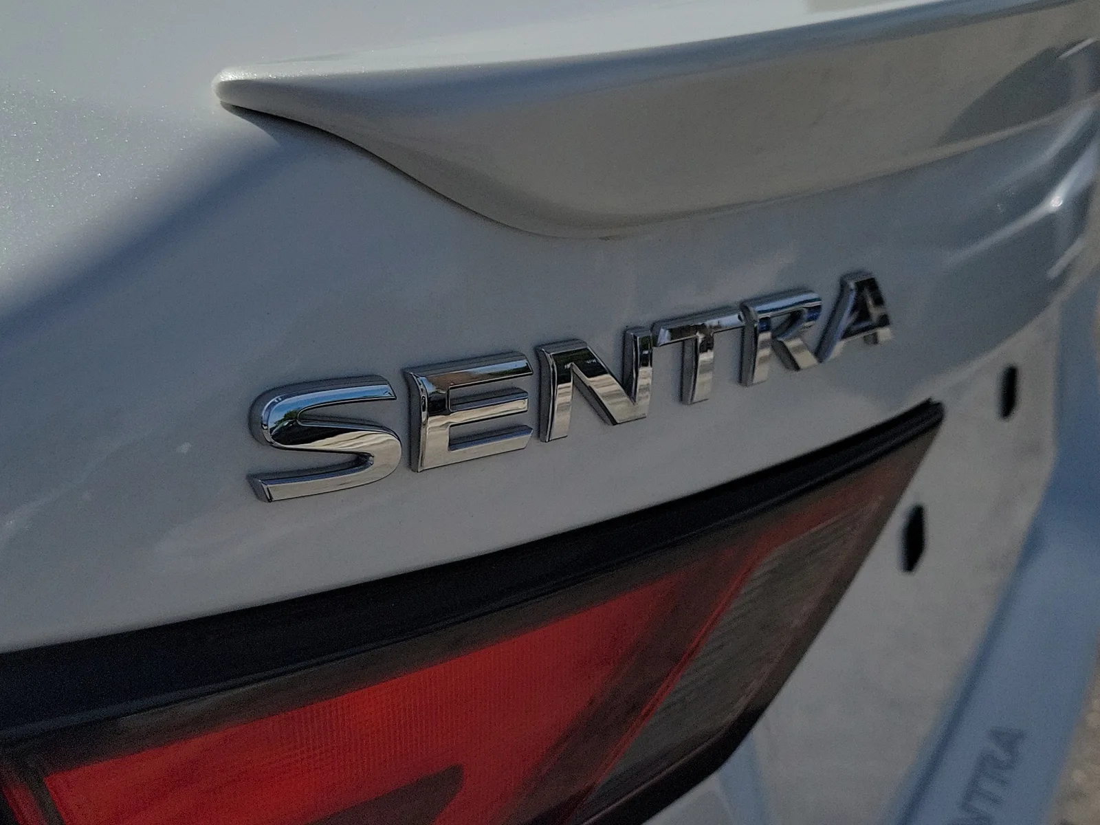 2021 Nissan Sentra SR photo 11