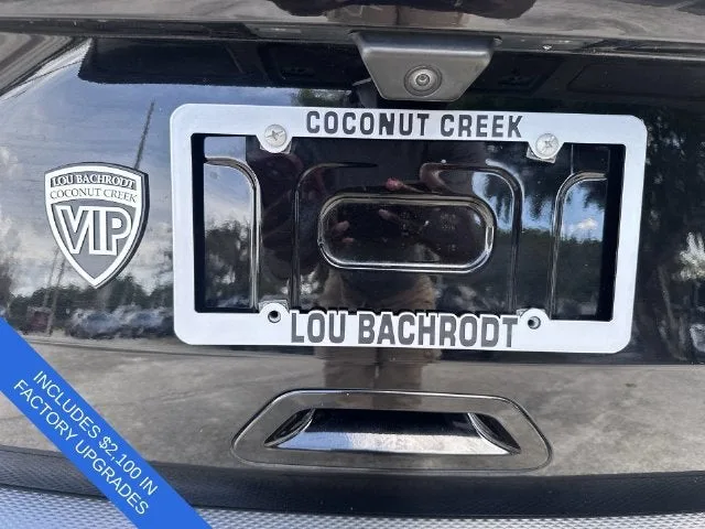 2021 Ford Escape Titanium photo 13