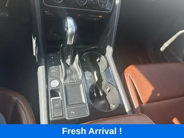 2022 Volkswagen Atlas 2.0T SE w/Technology photo 8