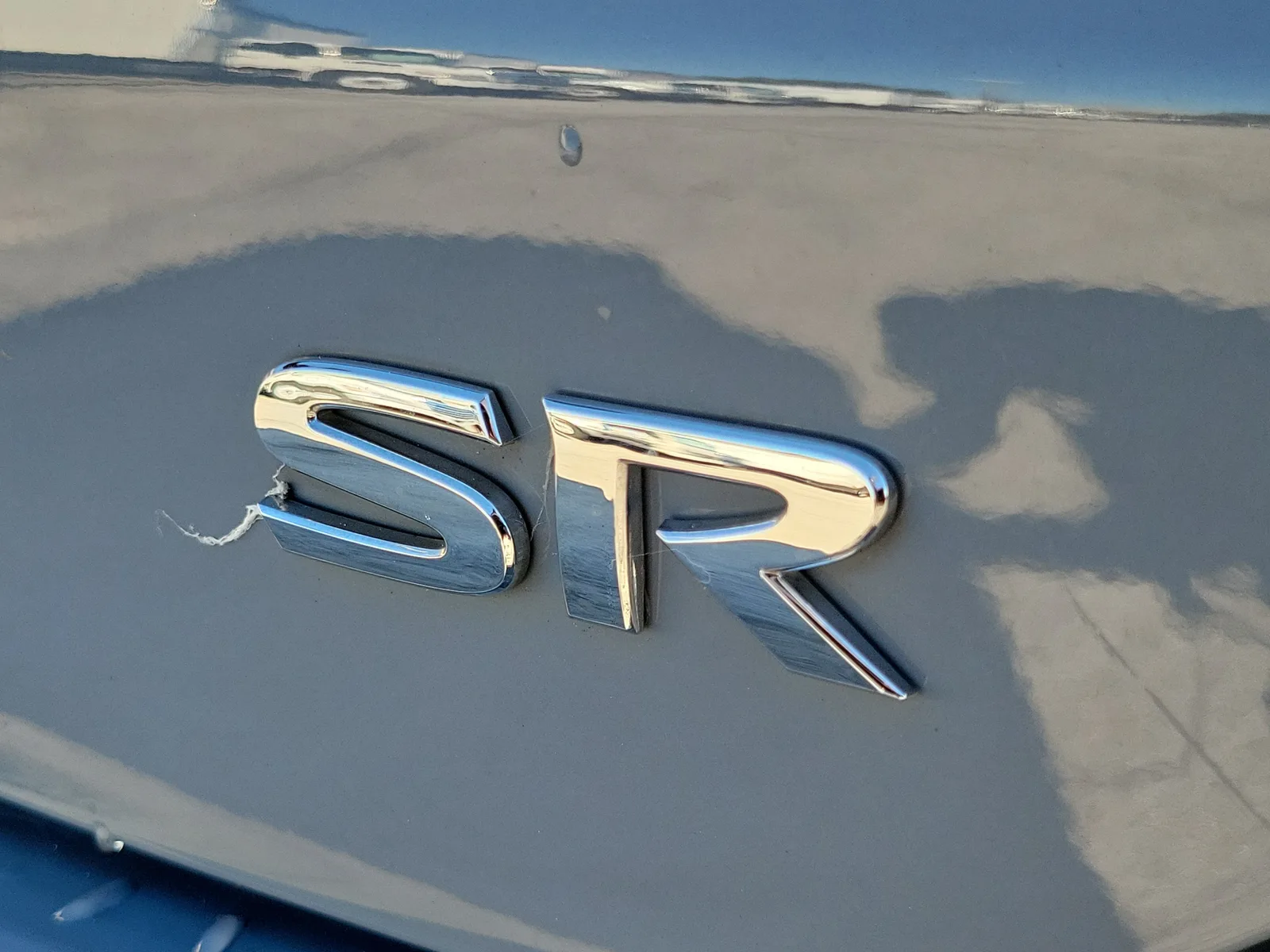 2021 Nissan Kicks SR photo 12
