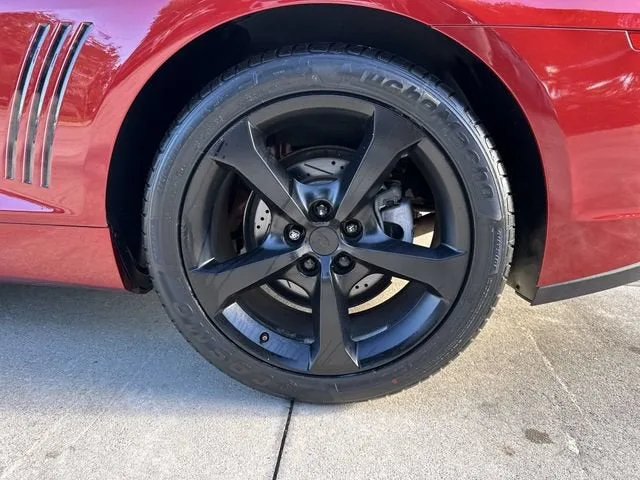 2015 Chevrolet Camaro LT photo 11