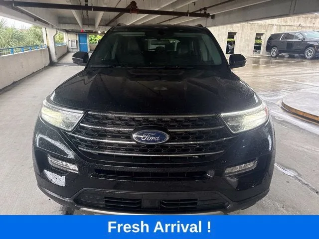 2022 Ford Explorer XLT photo 17