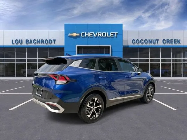 2025 Kia Sportage EX photo 8