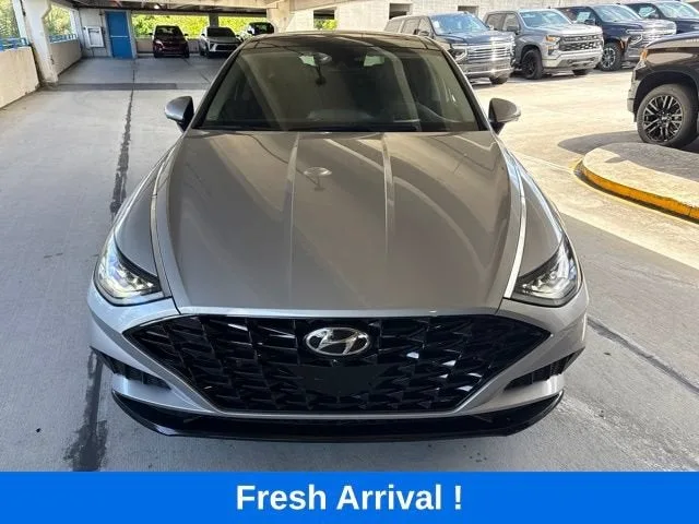 2023 Hyundai Sonata Limited photo 19