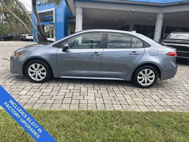 2024 Toyota Corolla LE photo 31