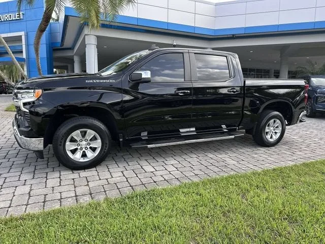 2023 Chevrolet Silverado 1500 LT photo 31