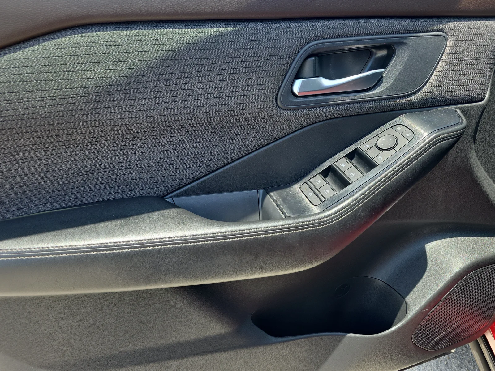 2023 Nissan Rogue SV photo 20