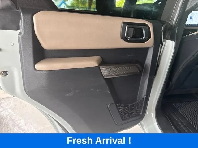 2023 Ford Bronco Base photo 13