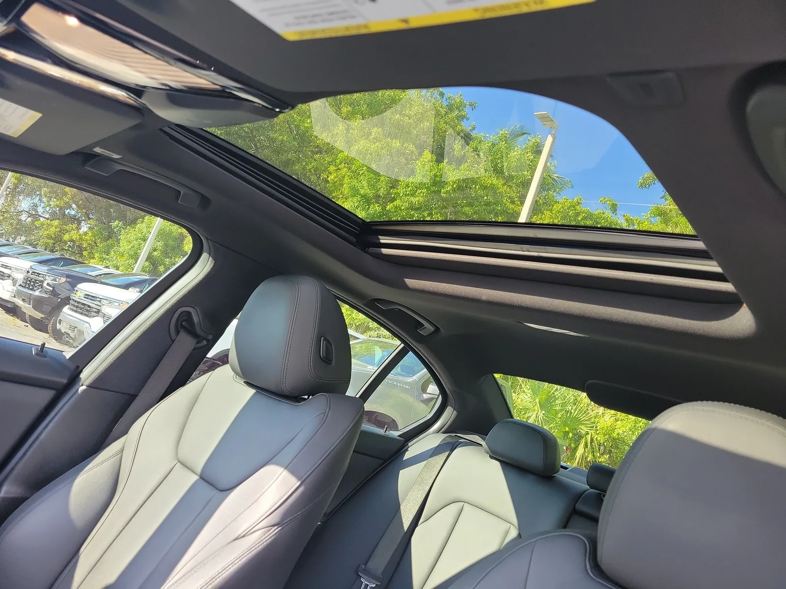 2019 BMW 3 Series 330i xDrive photo 25