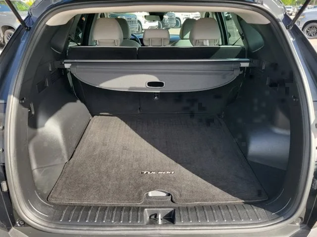 2025 Hyundai Tucson SE photo 12