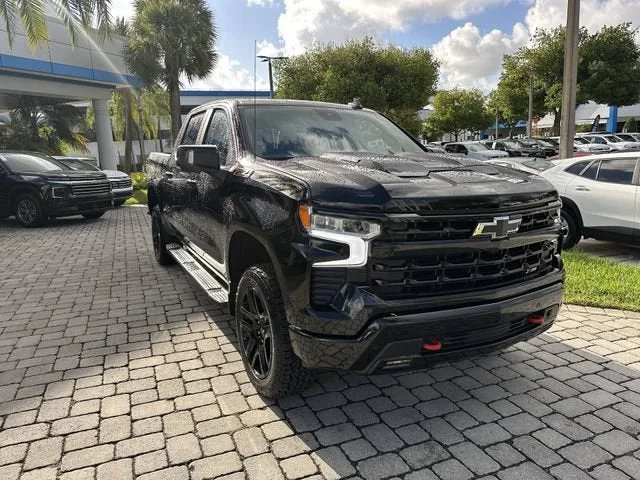 2024 Chevrolet Silverado 1500 LT Trail Boss photo 17