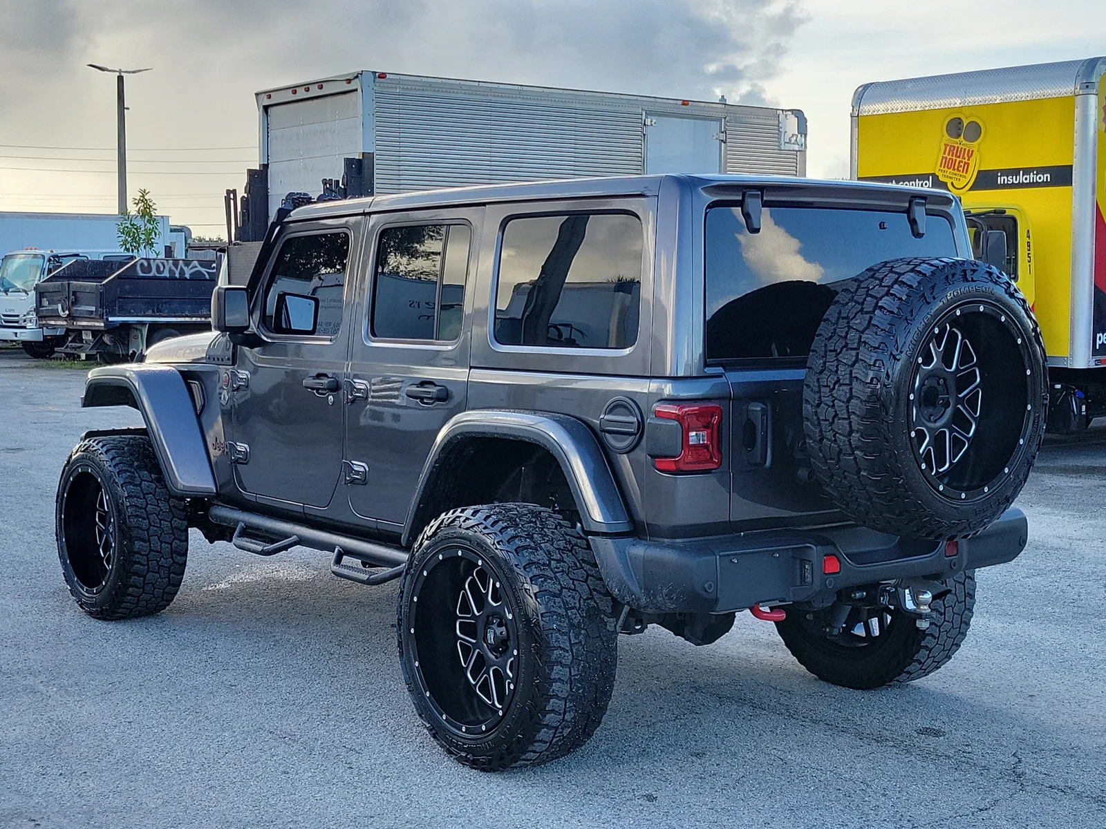 2021 Jeep Wrangler Unlimited Rubicon photo 5