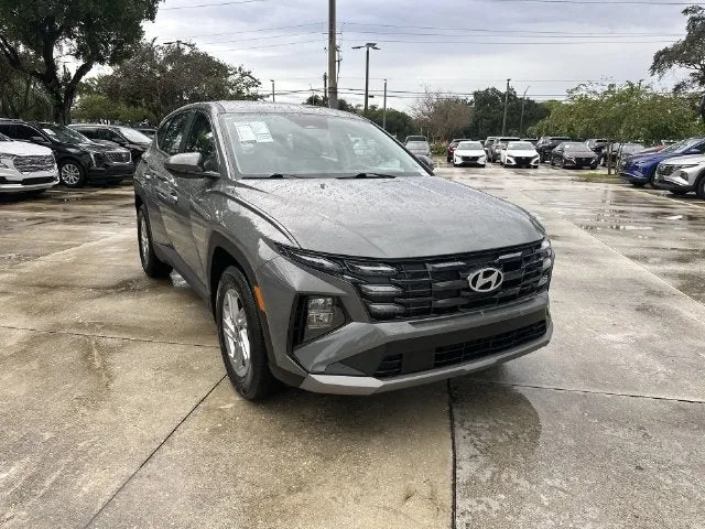 2026 Hyundai Tucson SE photo 17