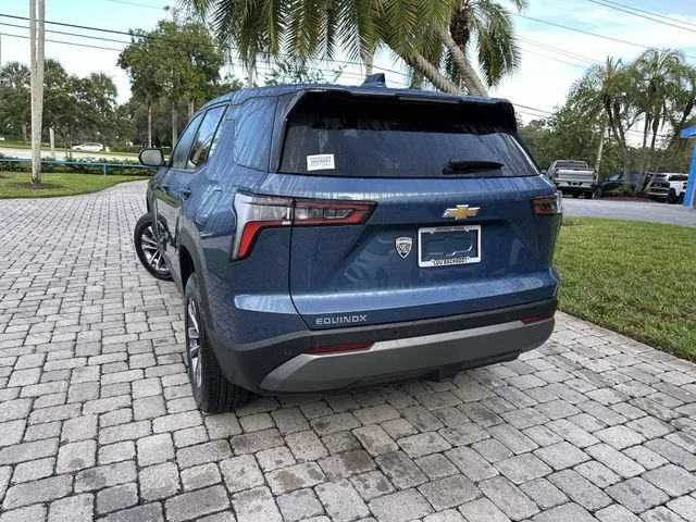 2026 Chevrolet Equinox LT photo 12