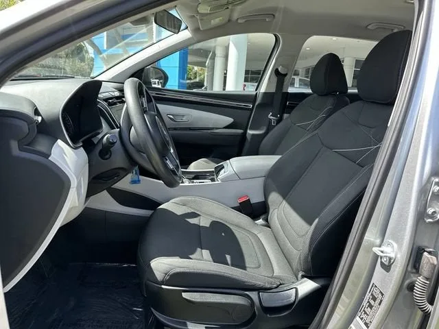 2024 Hyundai Tucson SE photo 30