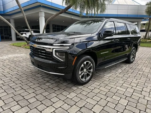 2026 Chevrolet Suburban LS photo 20