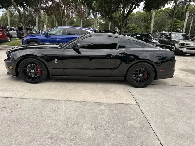 2012 Ford Mustang Shelby GT500 photo 29