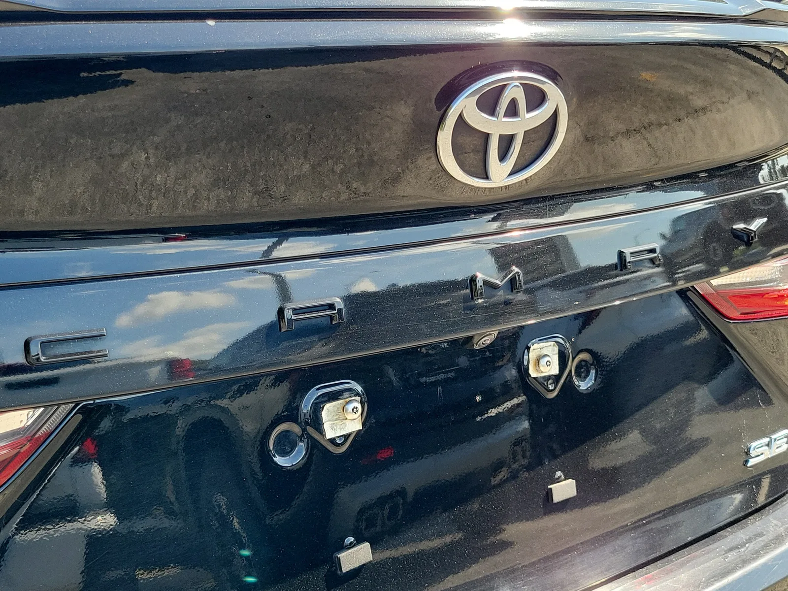 2025 Toyota Camry LE photo 11