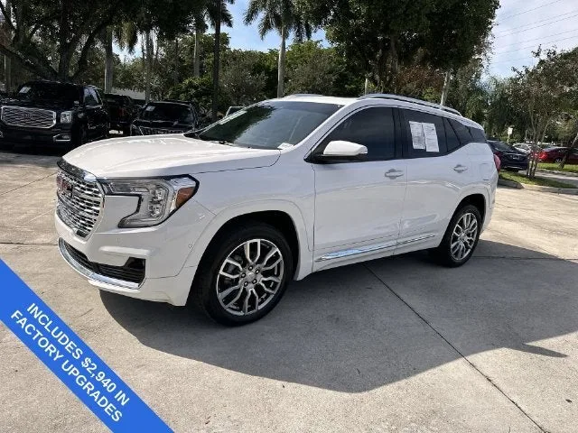 2024 GMC Terrain Denali photo 21