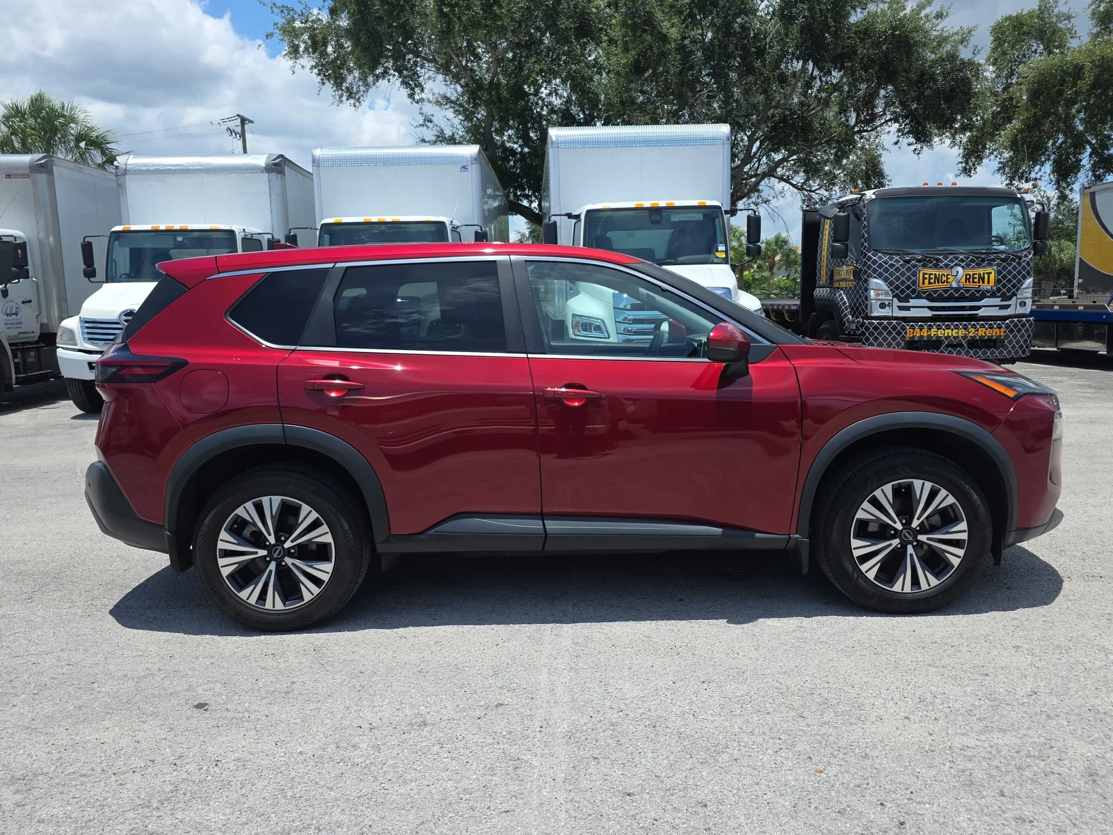 2023 Nissan Rogue SV photo 8