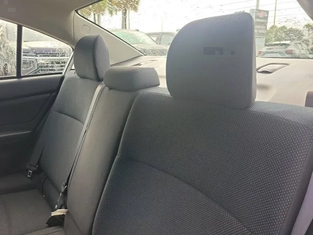 2012 Subaru Impreza Sedan 2.0i photo 12