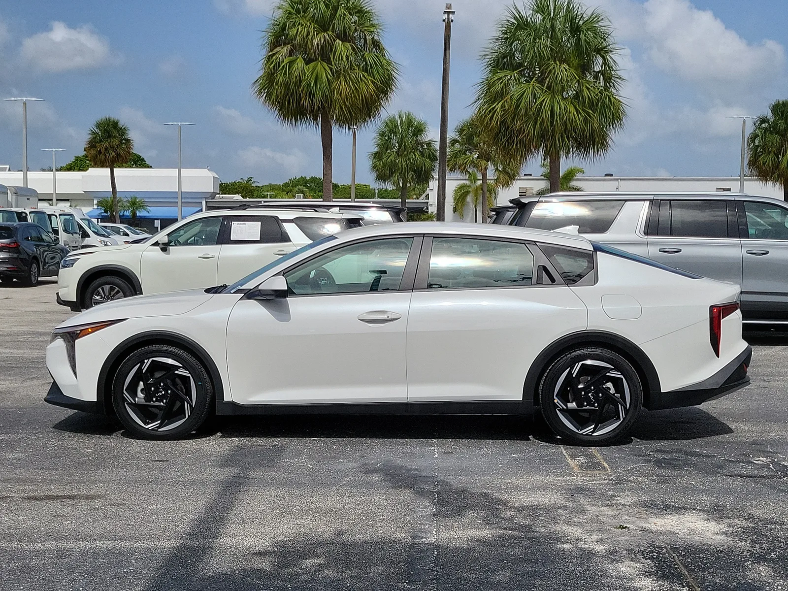 2025 Kia K4 EX photo 6