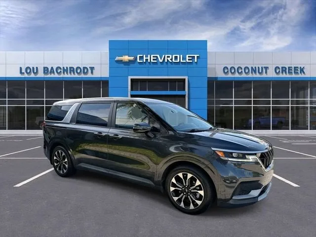 2023 Kia Carnival EX photo 2