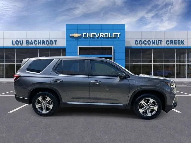 2025 Honda Pilot EX-L photo 9
