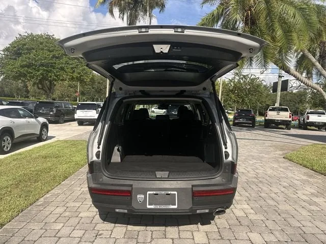2025 Hyundai Santa Fe SEL photo 28