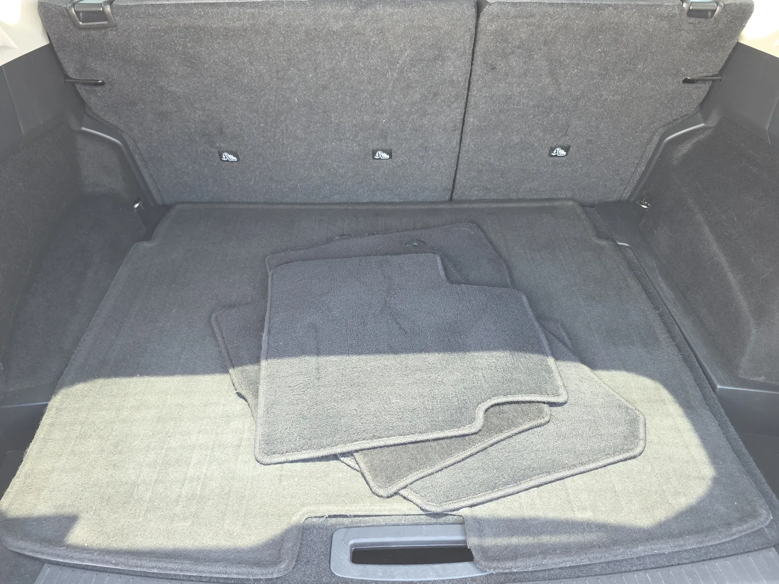 2023 Nissan Rogue SV photo 11