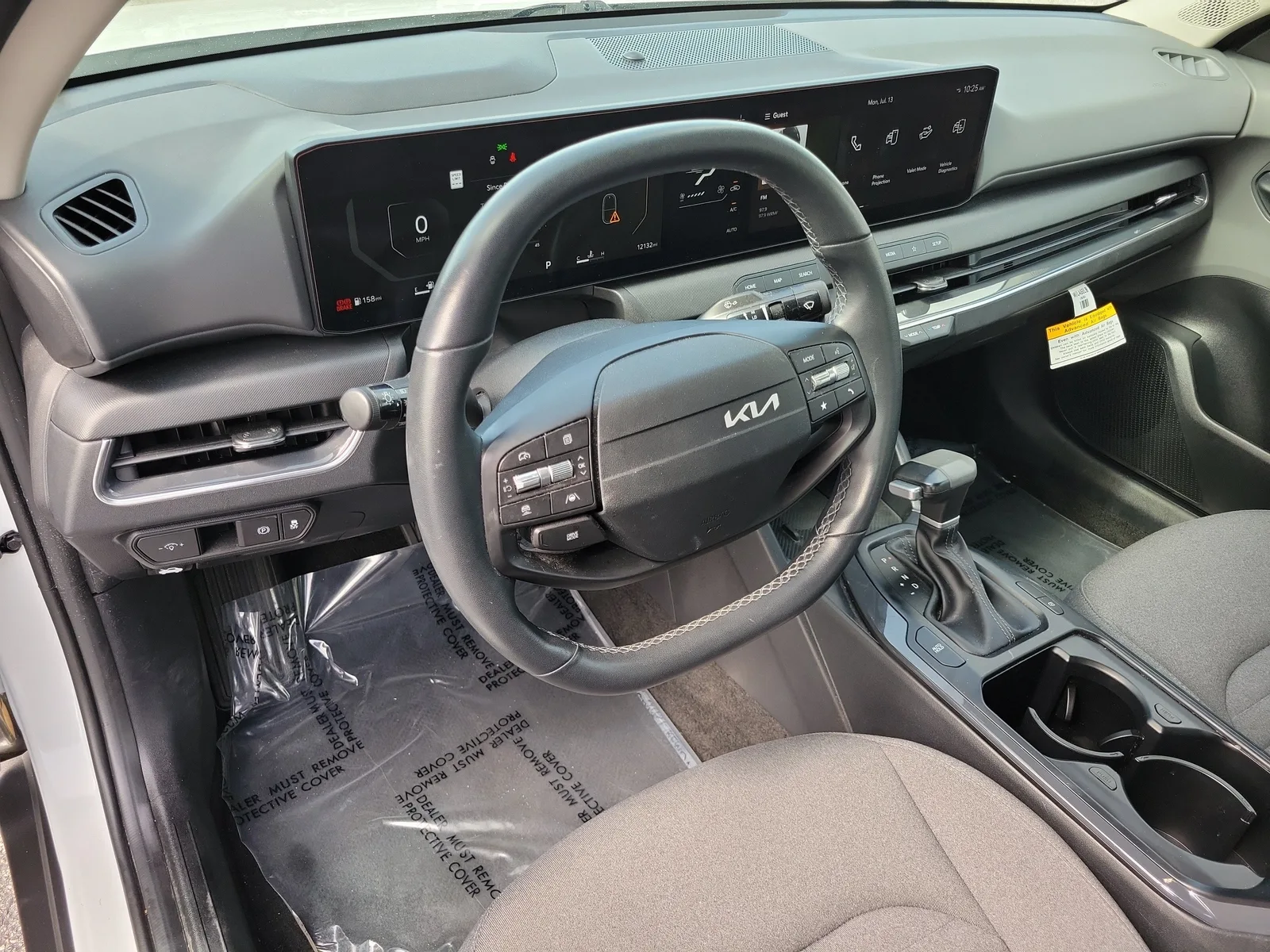2025 Kia K4 EX photo 19