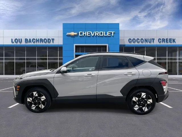2025 Hyundai Kona SEL photo 5