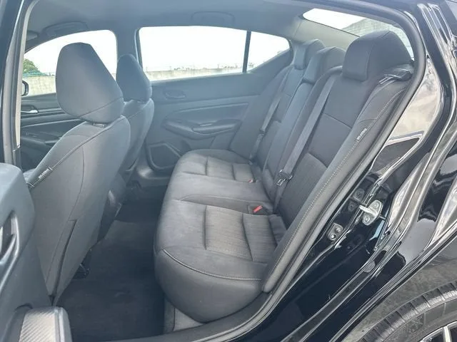 2024 Nissan Altima 2.5 SV photo 27