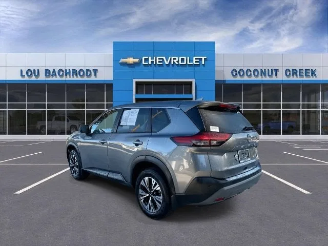 2023 Nissan Rogue SV photo 6