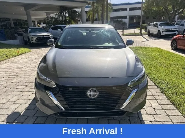 2025 Nissan Sentra SV photo 18