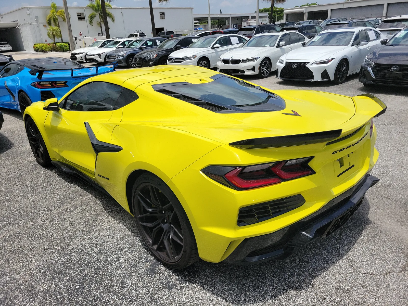 2023 Chevrolet Corvette Z06 3LZ photo 4