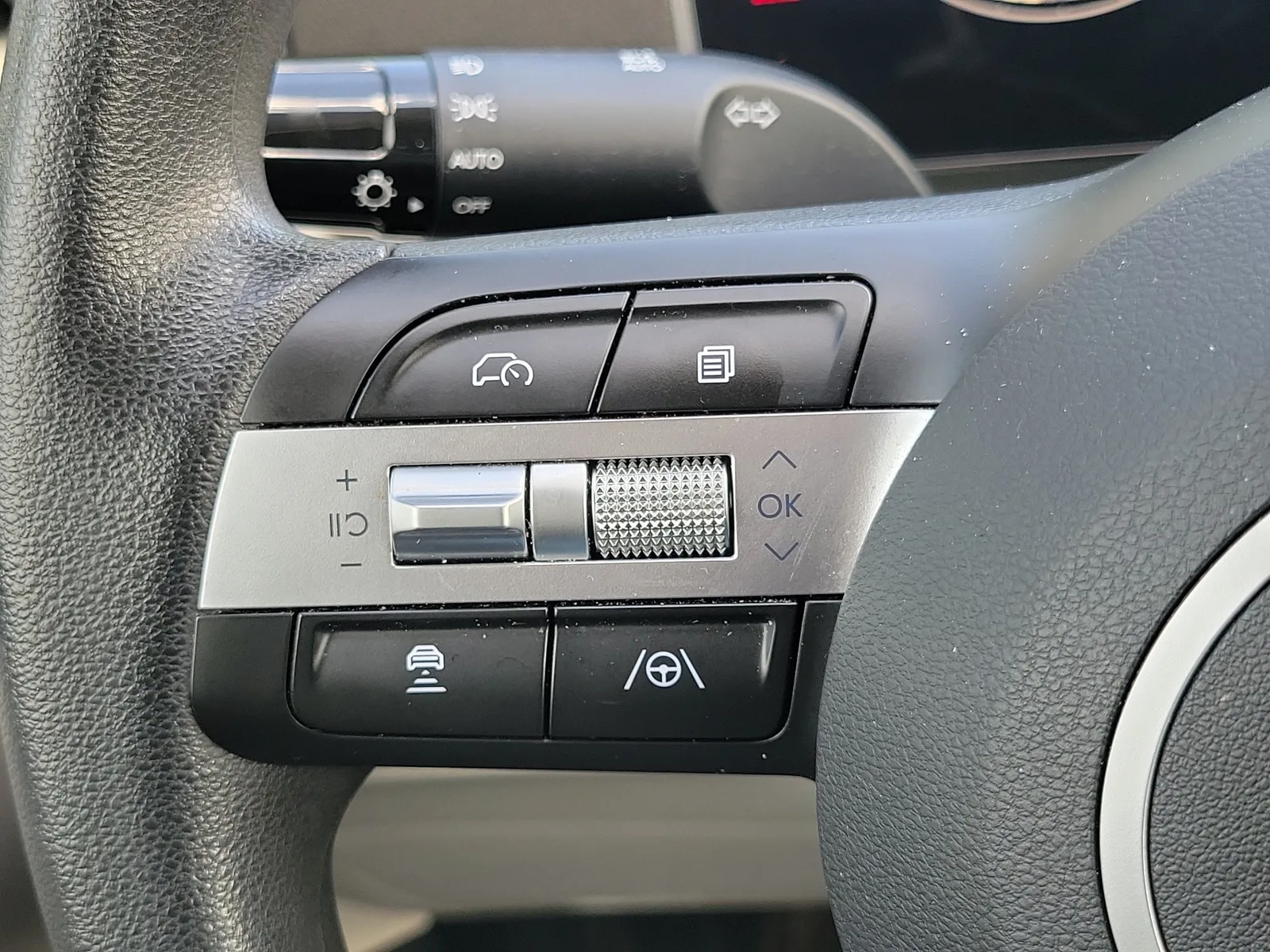 2025 Hyundai Tucson SE photo 25
