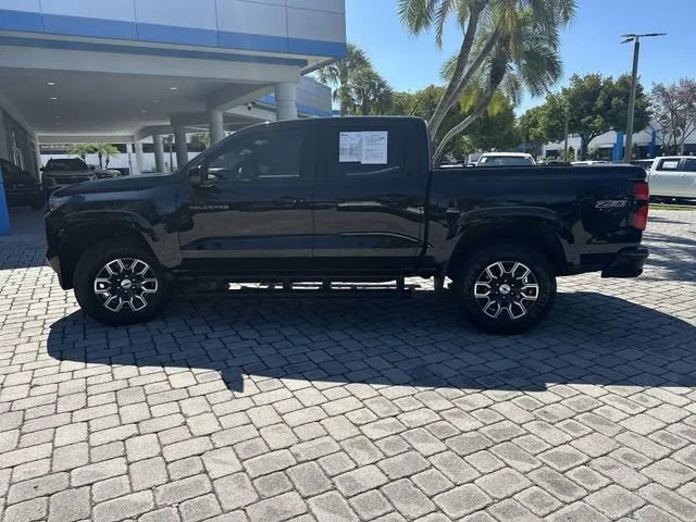 2024 Chevrolet Colorado Z71 photo 18
