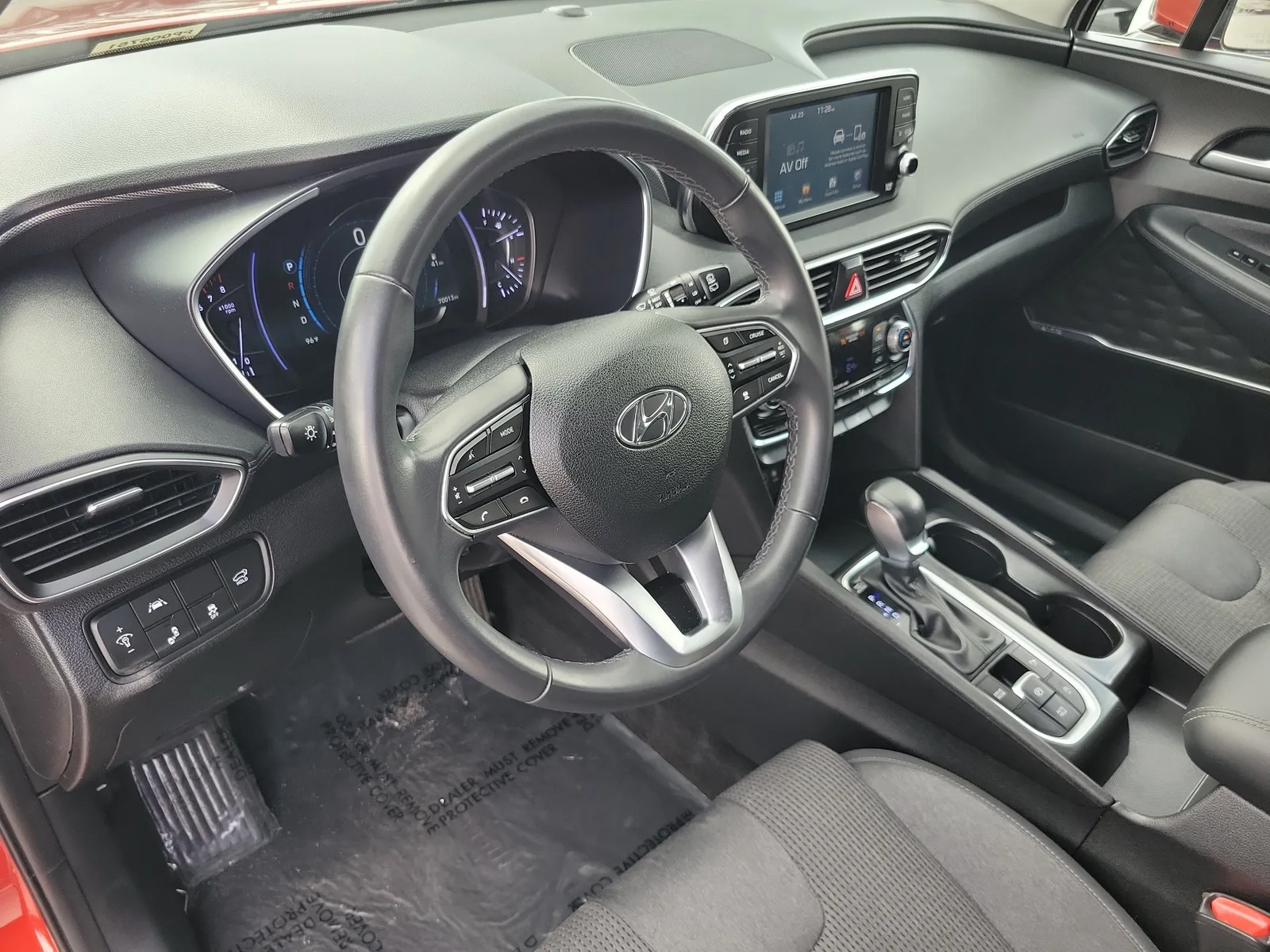 2019 Hyundai Santa Fe SEL Plus photo 17