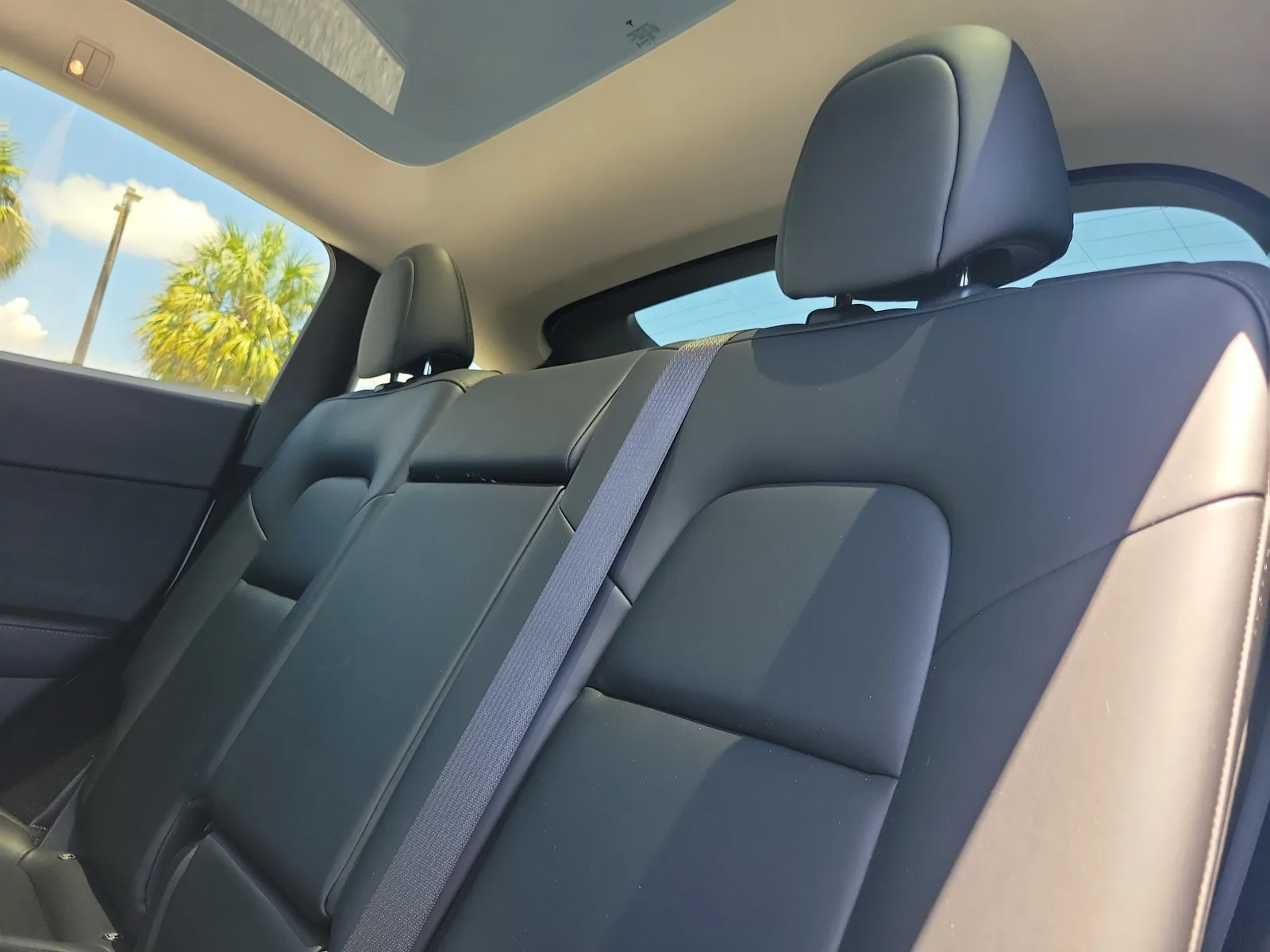 2023 Tesla Model Y Performance photo 14