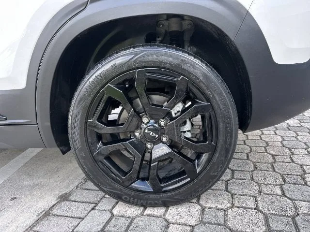 2024 Kia Seltos X-Line photo 11