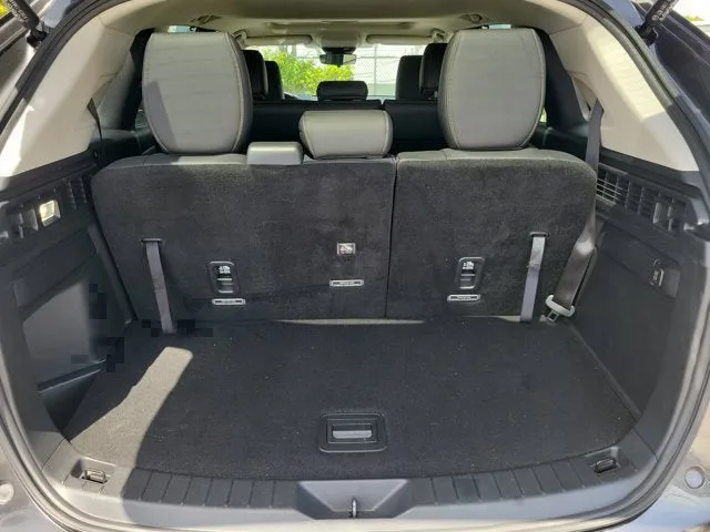 2024 Mazda CX-90 3.3 Turbo Preferred photo 12
